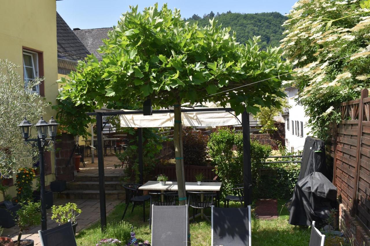 Landgasthof Zur Sonne Enkirch Extérieur photo