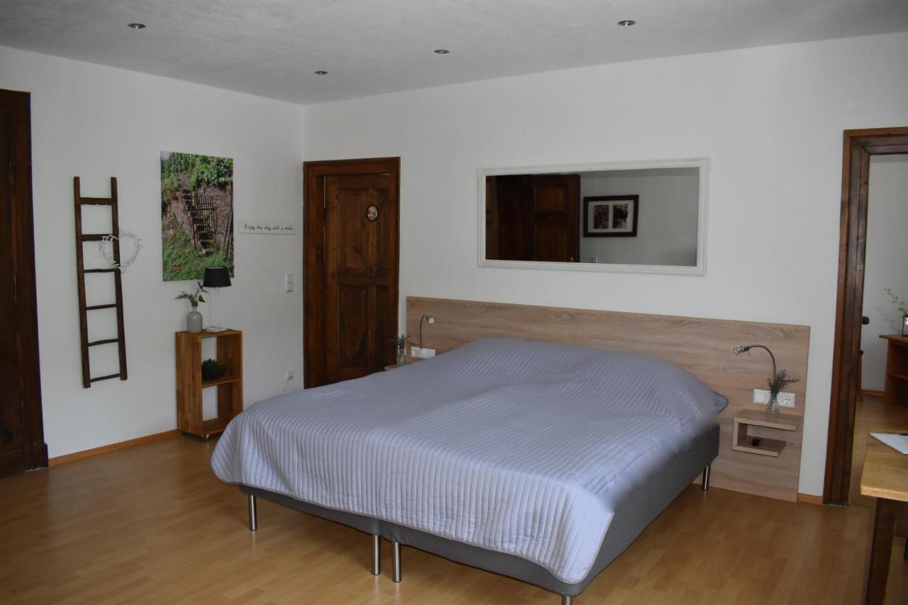 Landgasthof Zur Sonne Enkirch Extérieur photo